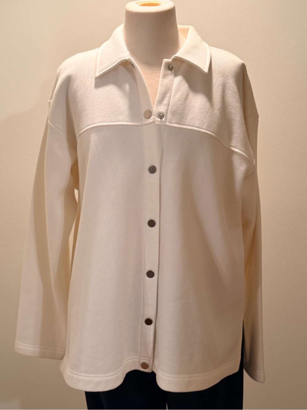 Ellen Tracy Cream Button-Front Shirt Jacket